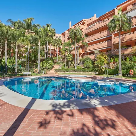 Apartamento Duplex Milla De Oro By Interhome Marbella